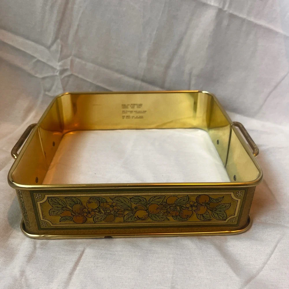 VTG. PYREX 222 For Glass Baking Casserole 8x8